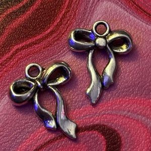 Charms🌟 Pick 2 for the listed price 🌟Charms